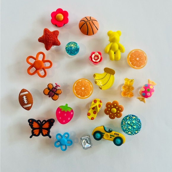 Croc charms / shoe charms - Picture 1 of 6